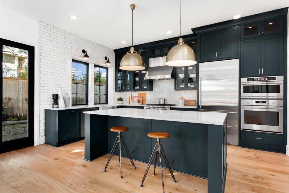 home remodeling kitchen - black
